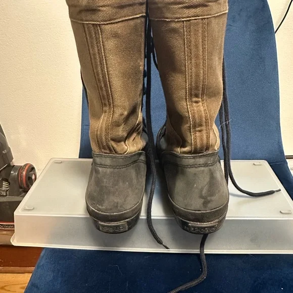 Polo Tan and Black Lace-Up Boots - Picture 3 of 7